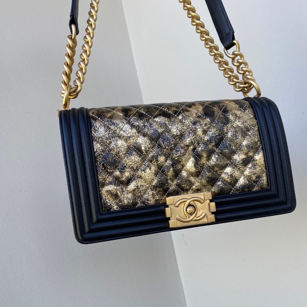 Chanel Boy Metallic Crumpled Goatskin Bag - Picture 8 of 11